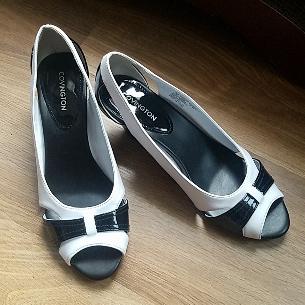 Vintage Back and White Kitten Heel Peep Toe Pumps